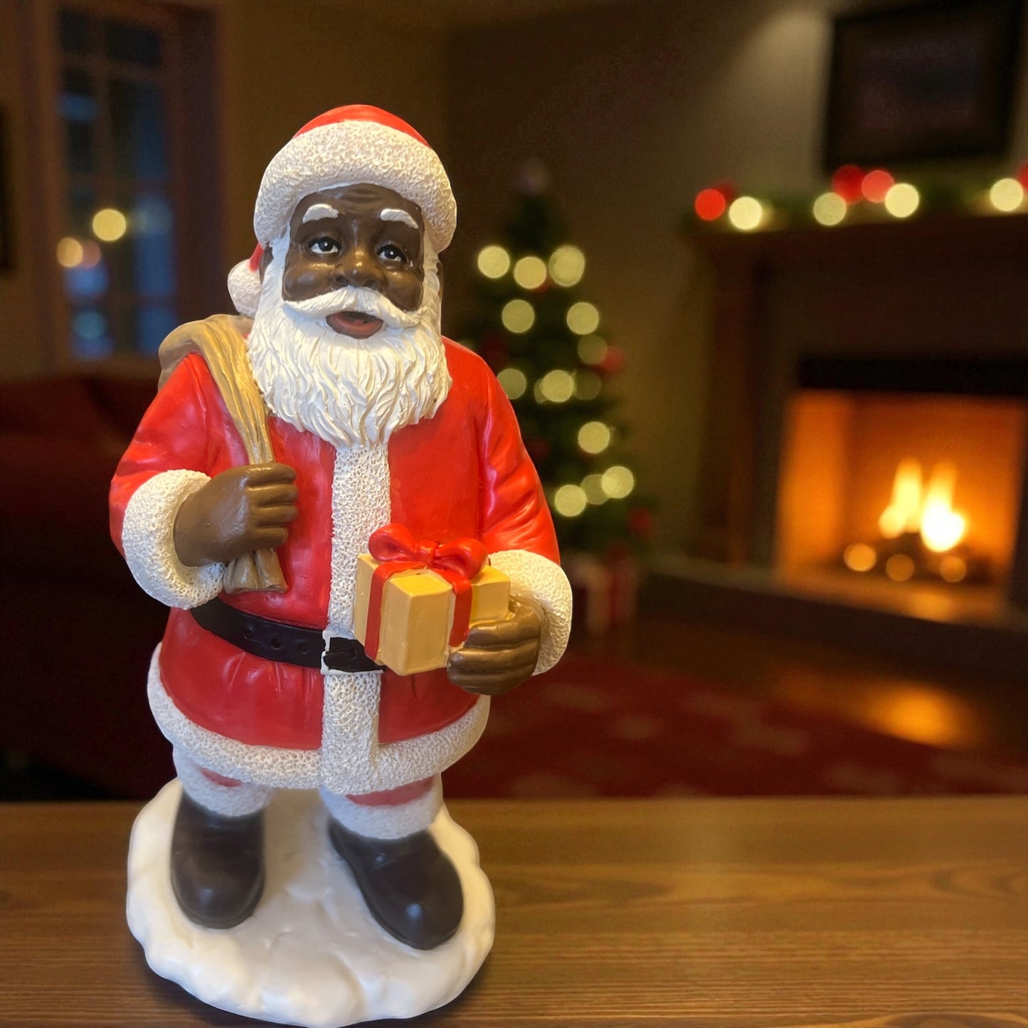 Svart jultomte i resin 14 cm - Handgjord inkluderande juldekoration | Black Santa Claus Handmade